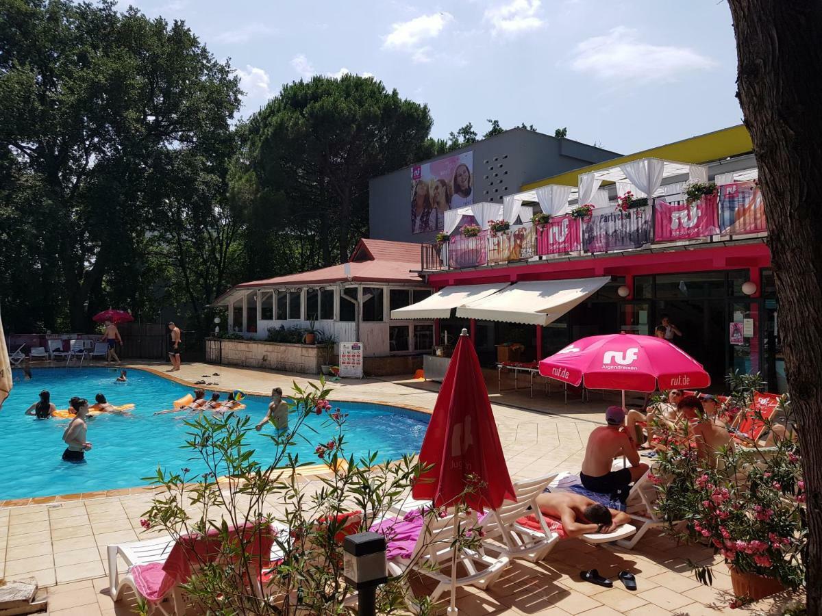 Хотел тинтява парк 3*